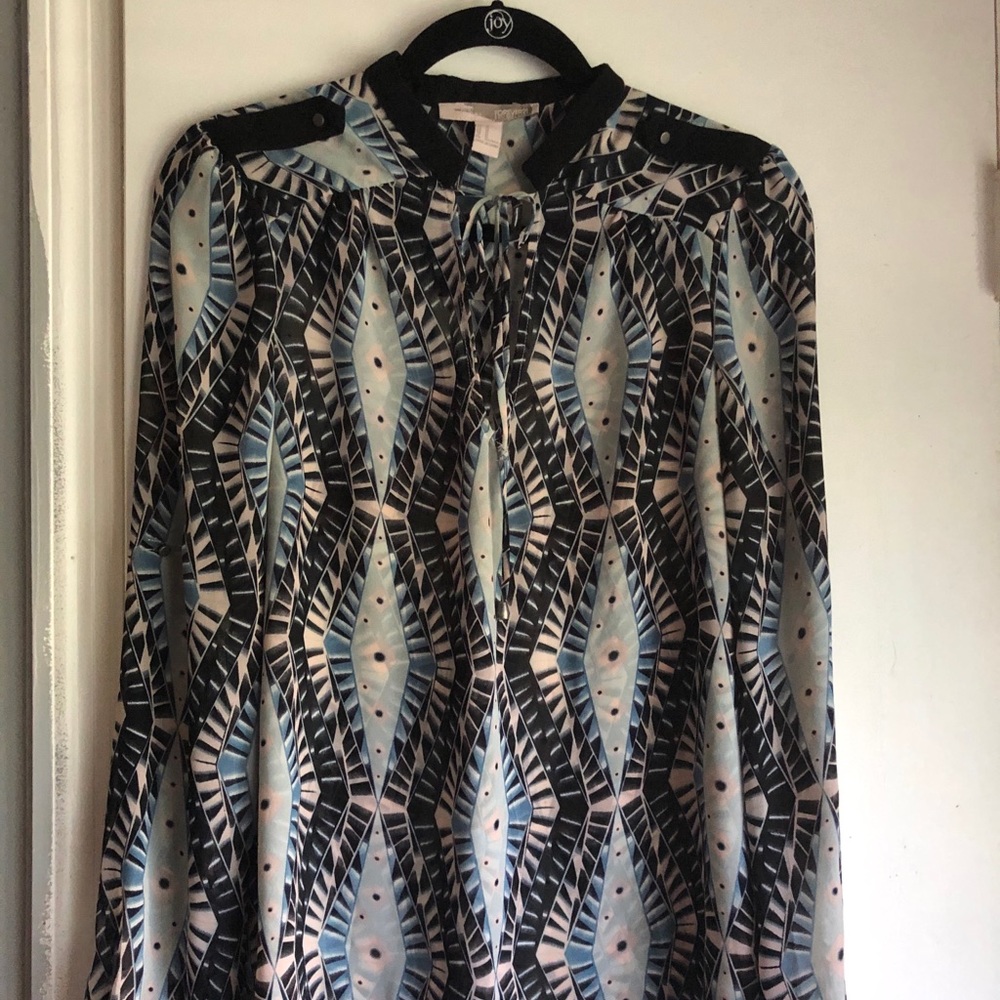 Long sleeve printed blouse